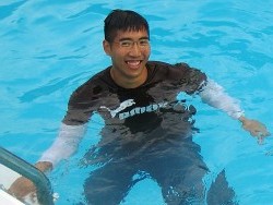 pool jeans t-shirt